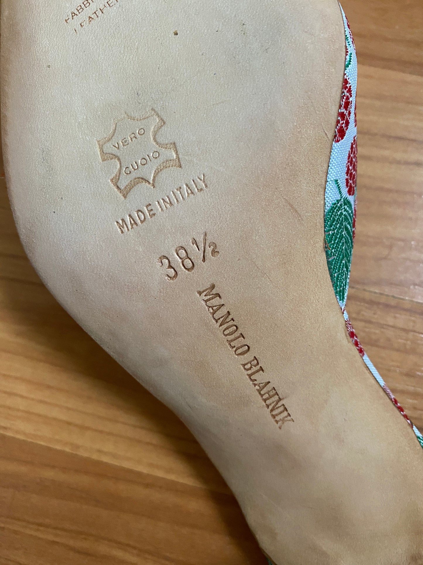 Juicy Raspberry Mules 38.5 (37.5)